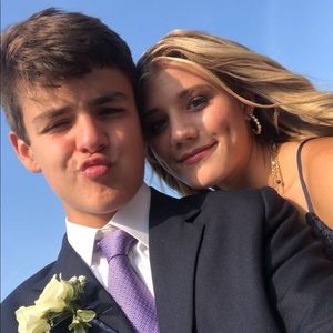 Meet your Posher, Ella